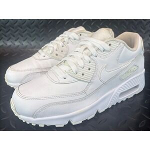 Nike Air Max 90 White Leather Grade School 833412-100 Kids sneakers size 6Y